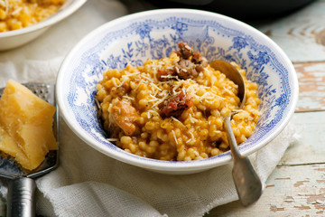 CREAMY PUMPKIN BARLEY WITH SAUSAGE