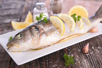 baked fish with lemon
