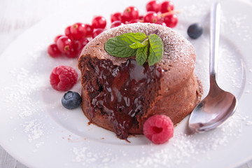 muffin with chocolate melted