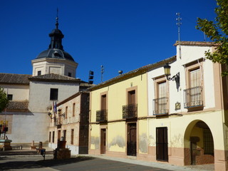 El Puente del Arzobispo. Pueblo de Toledo, en la comunidad autónoma de Castilla La Mancha (España). Esta localidad destaca por su cerámica, 
