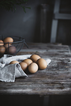 Eggs in net bowl