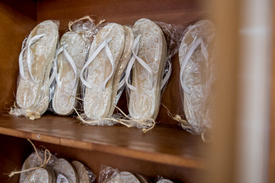 Sand&aacute;lias como lembrancinha de casamento