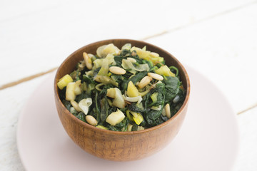 Spinach salad