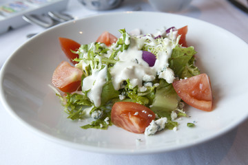 Salad with Blue Cheese and Tomatoes