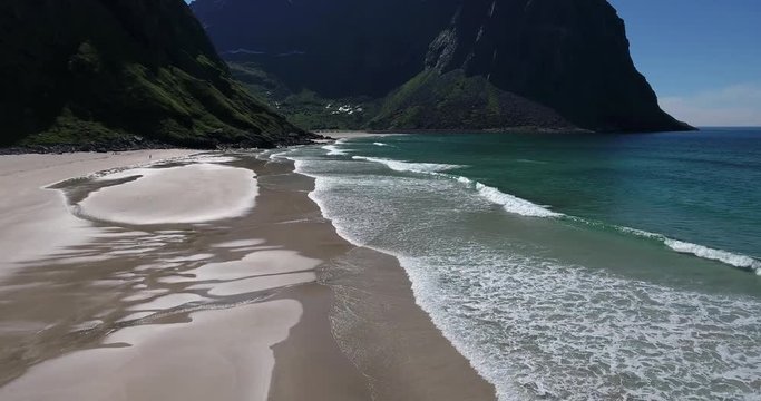 Lofoten Kvalvika Beach