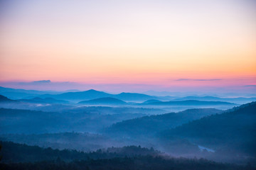 Fototapeta na wymiar Interesting Morning Mountain Sunrise - 112