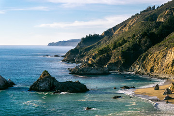 Fototapeta na wymiar McWay Falls and McWay Cove in Big Sur, CA-1, Big Sur, Carmel by the Sea, Monterey County, California, USA