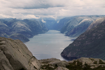 Fototapeta na wymiar Norwegen, Landschaft, Gebirge, Natur, Fjord, See, Skandinavien