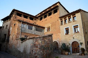 Fototapeta premium Viaje a la ciudad de Alquezar Aragon España