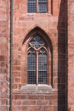 Gotisches Fenster an der Stiftskirche Kaiserslautern