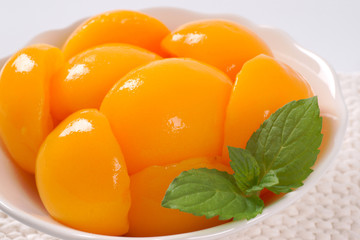 peeled and halved peaches