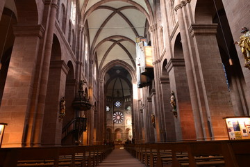 Innenansicht Wormser Dom Westchor
