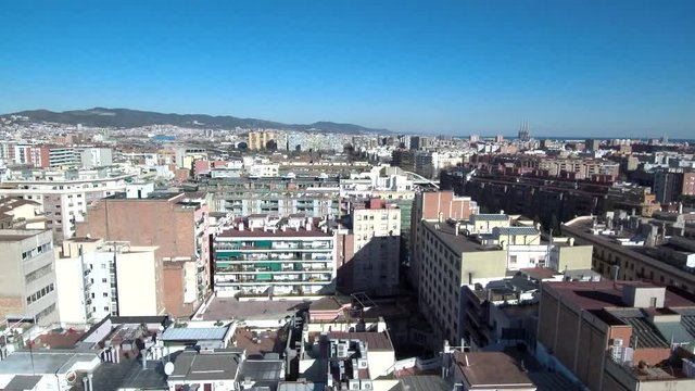 Barcelona. Vista aerea de Barcelona capital de Cataluña (España) Video aereo con Drone