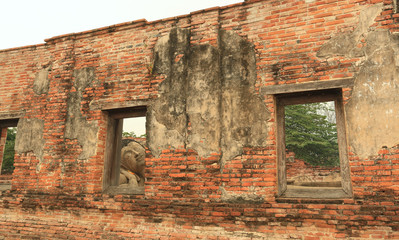 Fototapeta na wymiar Old brick wall. Grunge background