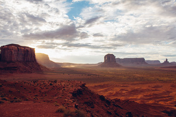 Naklejka premium Monument Valley Atardecer