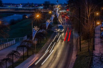 Przemyśl. Świąteczna ulica nocą. © Pawel Gruntowicz
