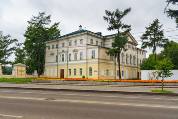 Fototapeta na wymiar The White House in Irkutsk. Russia