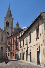 Obraz premium Sulmona (Abruzzi, Italy), historic buildings