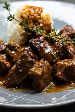 Gulasch mit Reis