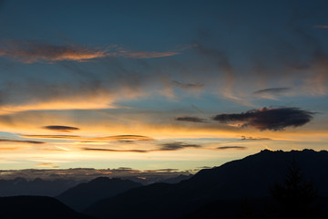 Sonnenaufgang in der französischen Schweiz (Wallis)