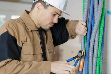electrician tying the wires