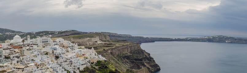 Obraz premium Santorin w panoramie Grecji