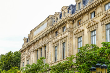 Fototapeta na wymiar Building in Paris