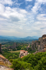 Obraz premium Scenic panoramic view to Meteora monasteries
