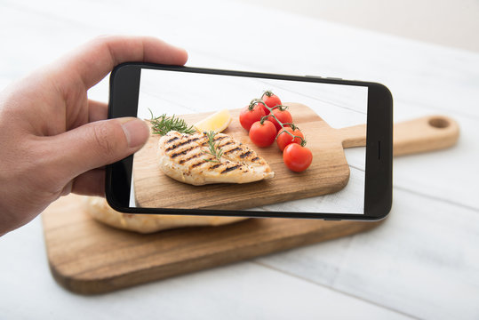 photographing chicken breast with smart phone