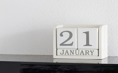 White block calendar present date 21 and month January