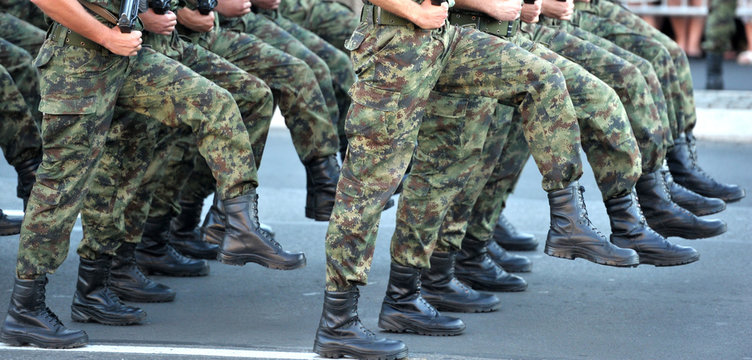 Serbian Army marches 
