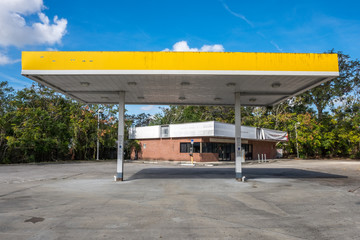 abandoned out of business gas station