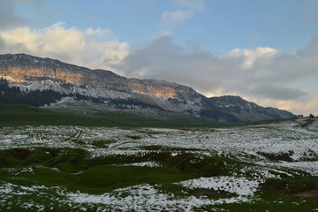 Montagnes Coucher de soleil Neige