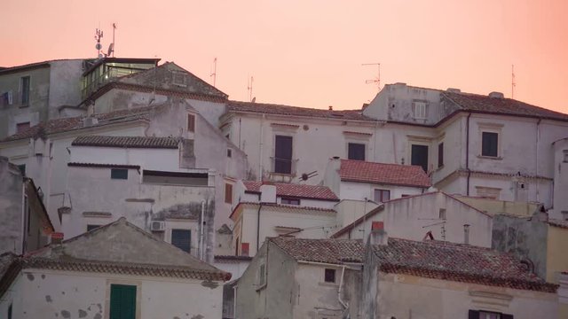 15934_The_houses_on_the_mountain_slope_in_Rodi_Italy.mov