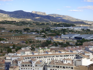 Sax. Pueblo de Alicante en la Comunidad Valenciana, Espa&ntilde;a  perteneciente hist&oacute;ricamente a la Corona de Castilla. Est&aacute; situado en la comarca del Alto Vinalop&oacute;