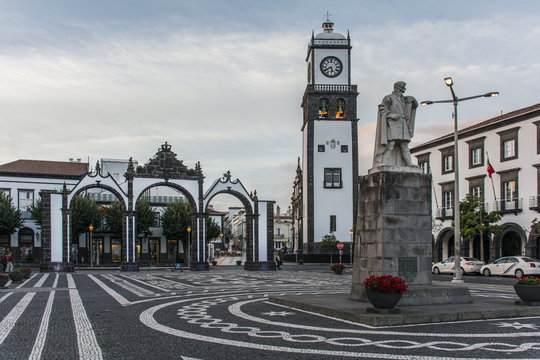 Pfarrkirche von Ponta Delgada auf der Azoreninsel Sᾶo Miguel.