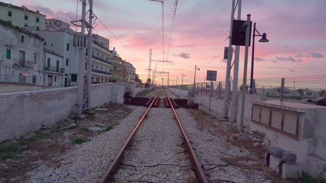 15948_The_metal_wires_on_the_railroad_tracks_in_Rodi.mov