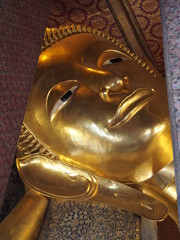 Reclining Buddha gold statue, Wat Pho, Bangkok, Thailand