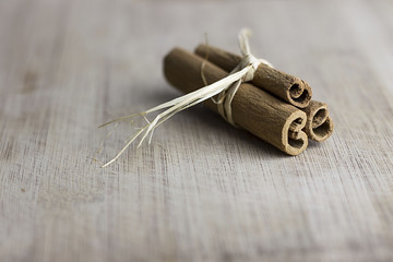 Cinnamon sticks