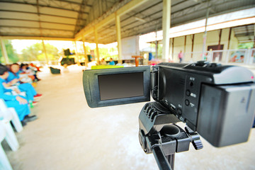 Preparation camcorder for recording movies the community  parcipication .