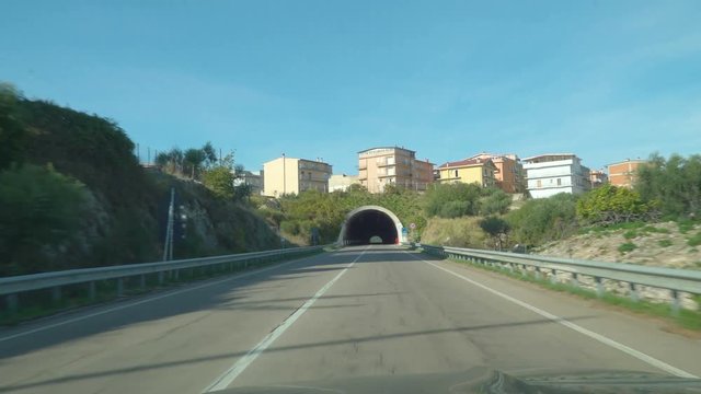 15955_Traveling_on_a_tunnel_road_in_the_city.mov