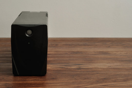 A black uninterpretable power supply for a computer