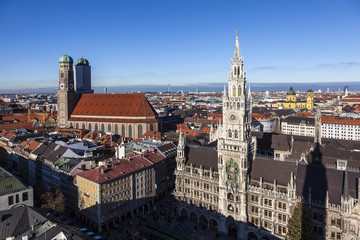 Fototapeta na wymiar aerial of Munich in beautiful weather
