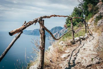Naklejka premium sentiero sul mare