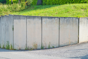 septum of cement containing soil