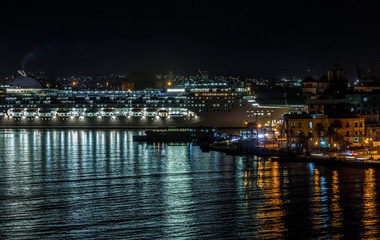 Fototapeta premium Big cruise ship docked in port of Havana, Cuba, 2017