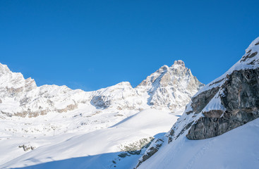 Fototapeta na wymiar View of Italian Alps and Matterhorn Peak in Cervinio ski resort in the winter, Italy