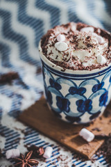 Heiße Schokolade mit Milchschaum