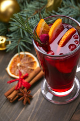 mulled wine with orange and cinnamon