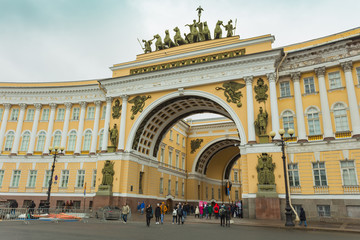 Fototapeta na wymiar The Palace Square of St. Petersburg. Arch of the General Staff